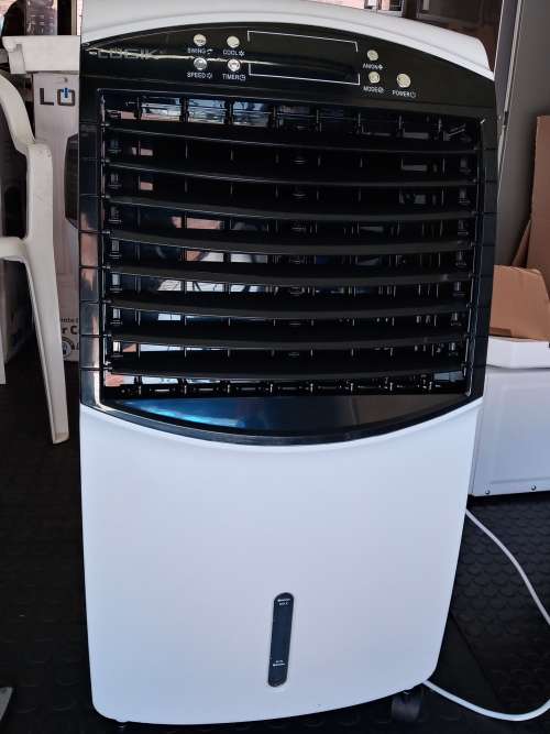 Logik 9L Air Cooler with Remote HLF-20R